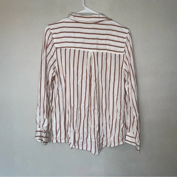 Isabel Button Down Shirt - Picture 7 of 7